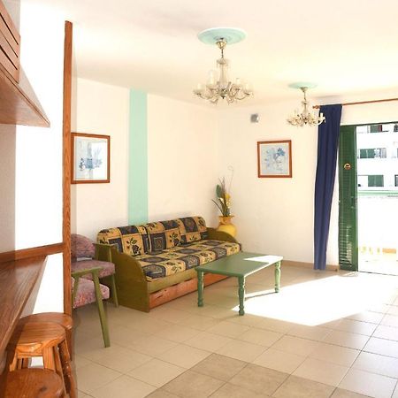Sunny Silencio Park Apartment Арона Екстериор снимка