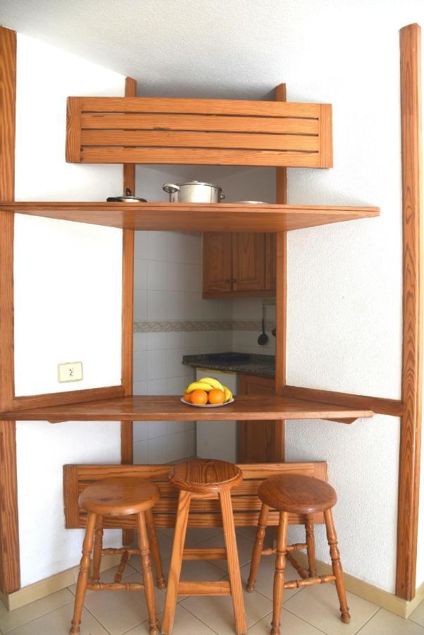 Sunny Silencio Park Apartment Арона Екстериор снимка