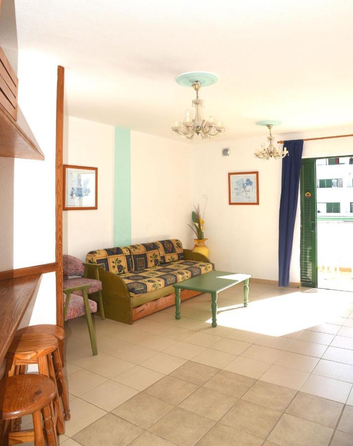 Sunny Silencio Park Apartment Арона Екстериор снимка