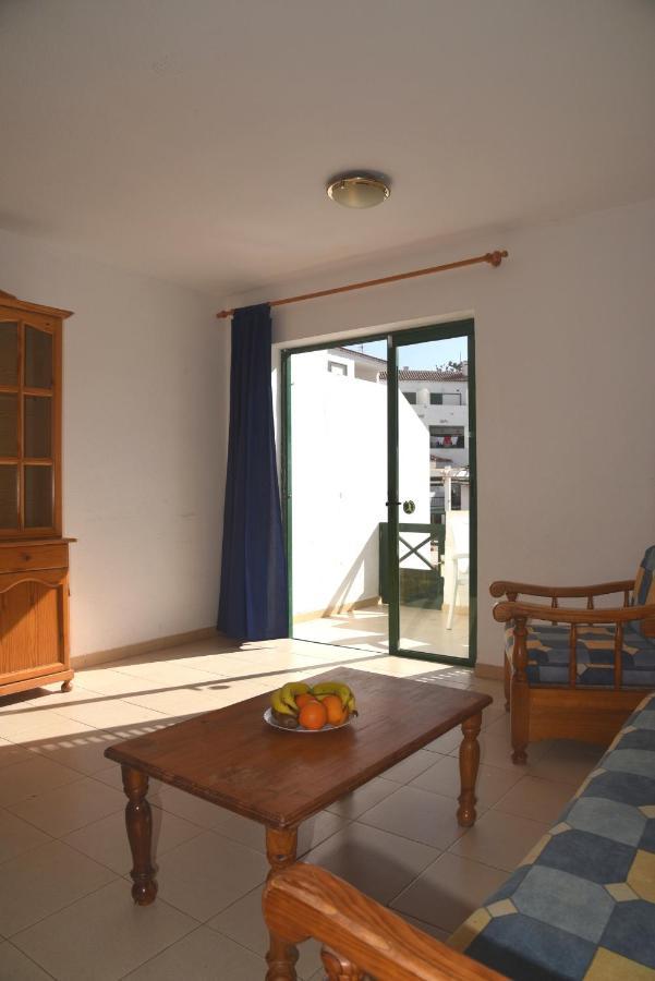 Sunny Silencio Park Apartment Арона Екстериор снимка